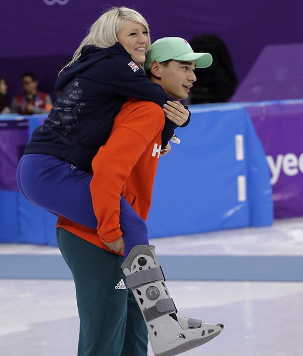 南非选手横空出世,夺得铜牌荣耀全家 南非选手横空出世,夺得铜牌荣耀全家