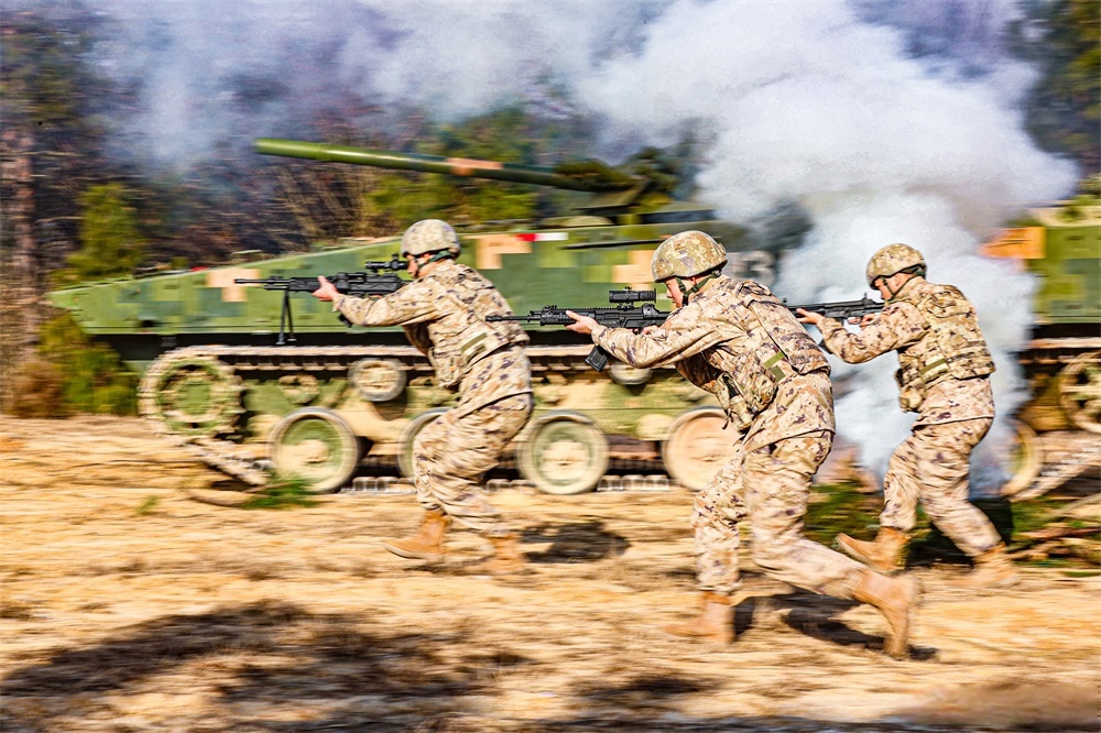 包含八一队加强训练,迎战强敌的词条 包含八一队加强训练,迎战强敌的词条