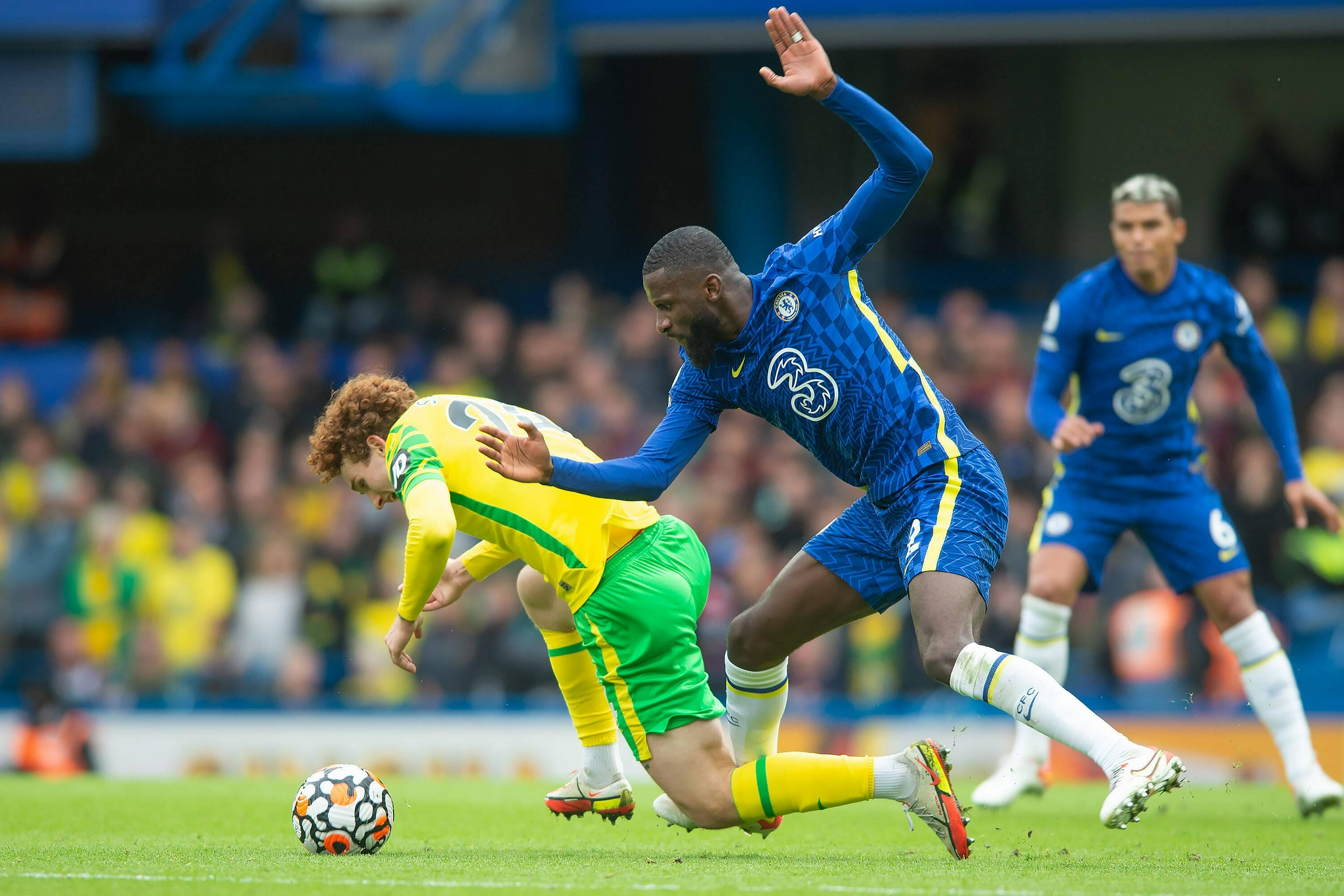 切尔西主场逼平诺里奇，唏嘘掉分