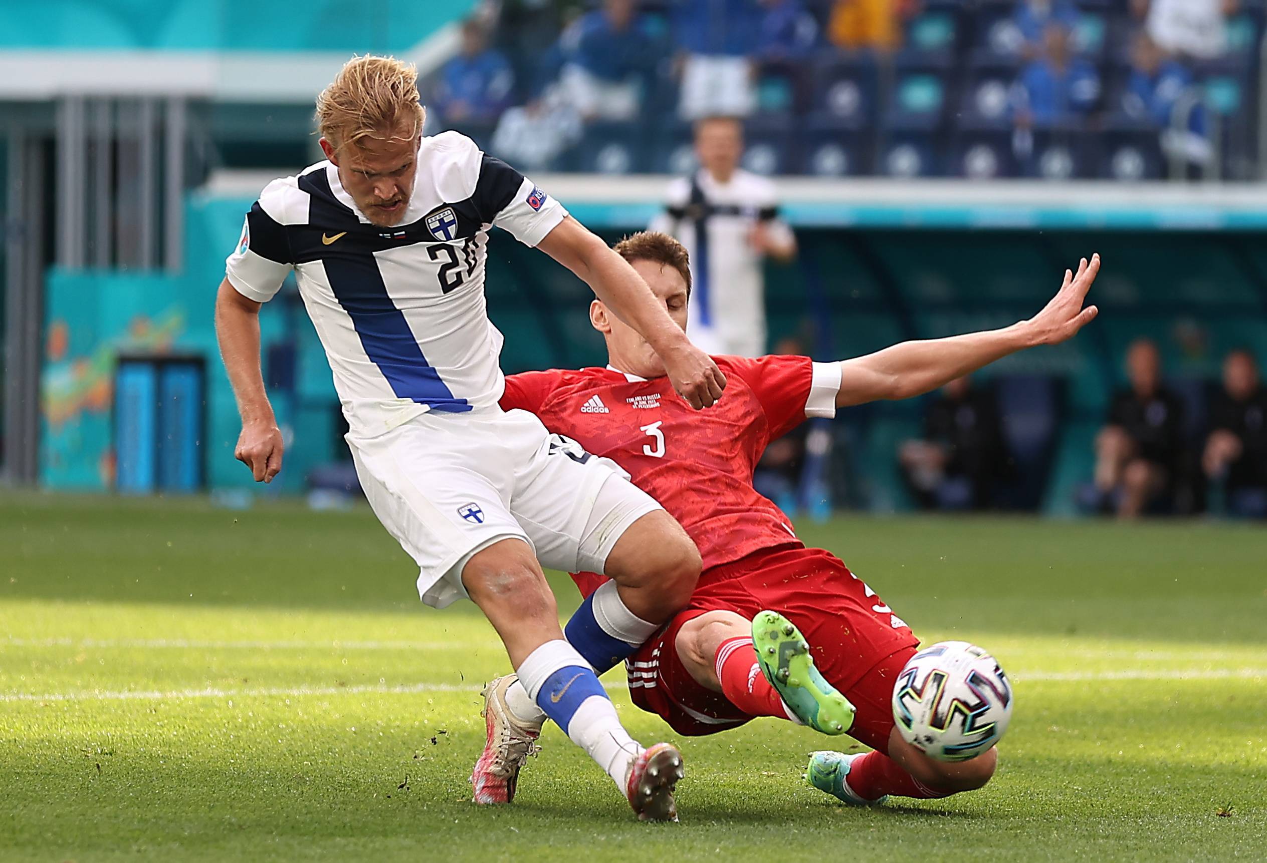 足球赛场上的精彩表演即将上演 足球赛场上的精彩表演即将上演