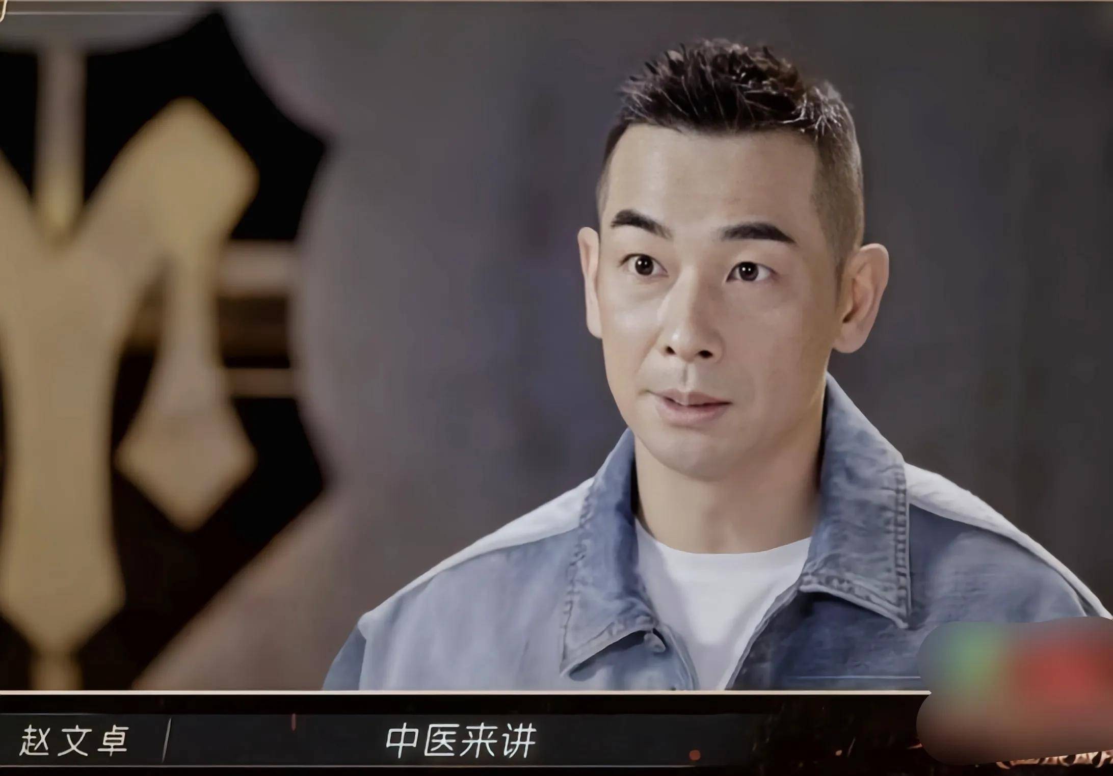 举重男将披荆斩棘,锋芒毕露 举重男将披荆斩棘,锋芒毕露