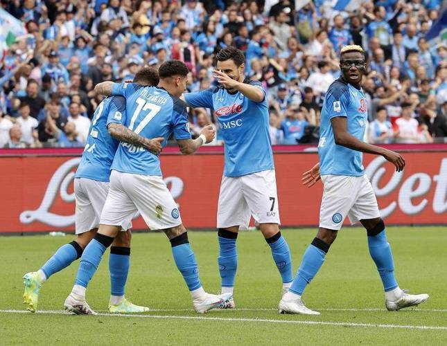 意甲比赛精彩纷呈,帕尔马抢夺三分 意甲比赛精彩纷呈,帕尔马抢夺三分