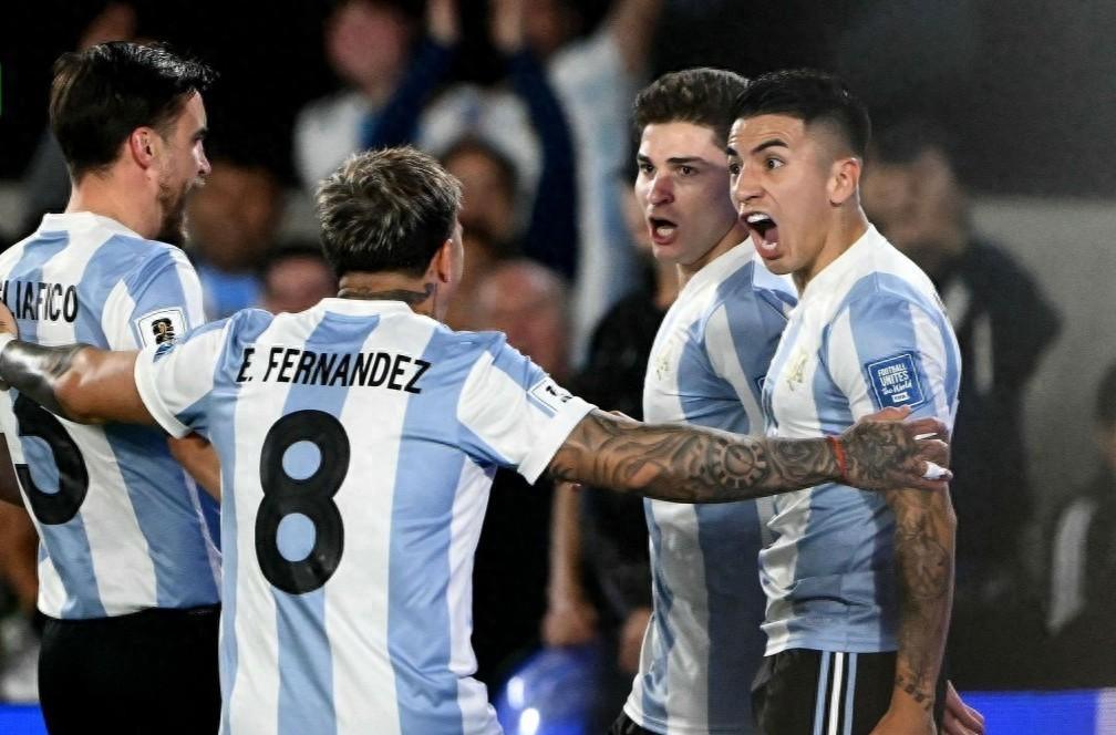 南美球队在世界杯预选赛中击败对手,实现三连胜 南美球队在世界杯预选赛中击败对手,实现三连胜