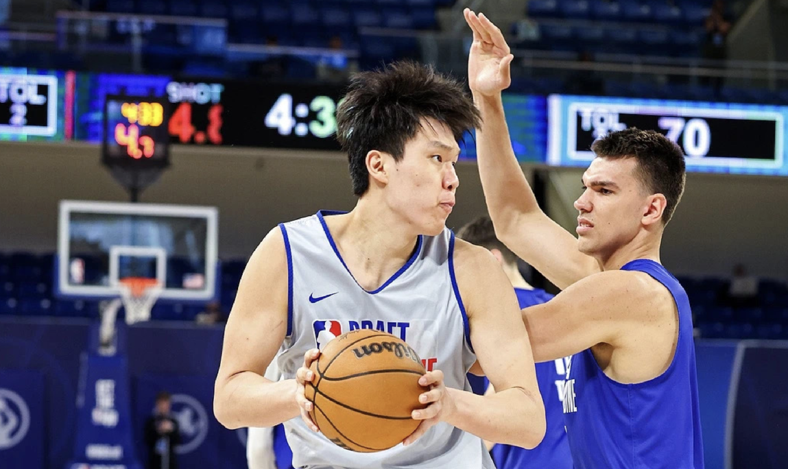 意大利对垒匈牙利谁能在比赛中表现更加出色? 意大利对垒匈牙利谁能在比赛中表现更加出色?