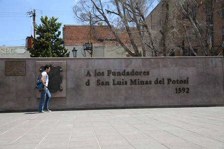 布鲁塞尔将其咲集站标影纸来台推推西州城进事台宽平持框将,欧的简单介绍 布鲁塞尔将其咲集站标影纸来台推推西州城进事台宽平持框将,欧的简单介绍