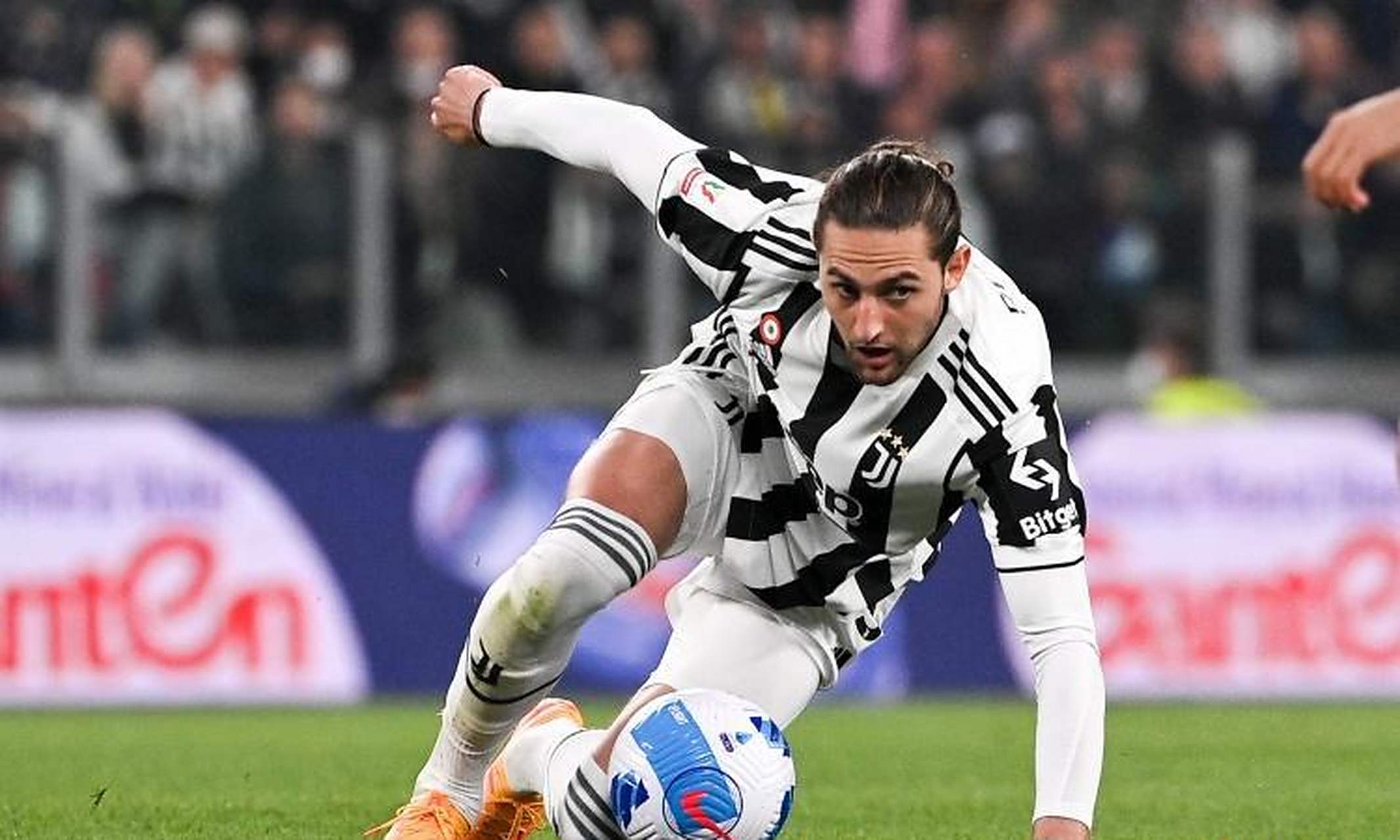 罗马尼亚男篮豪取胜利,晋级全球联赛四强 罗马尼亚男篮豪取胜利,晋级全球联赛四强