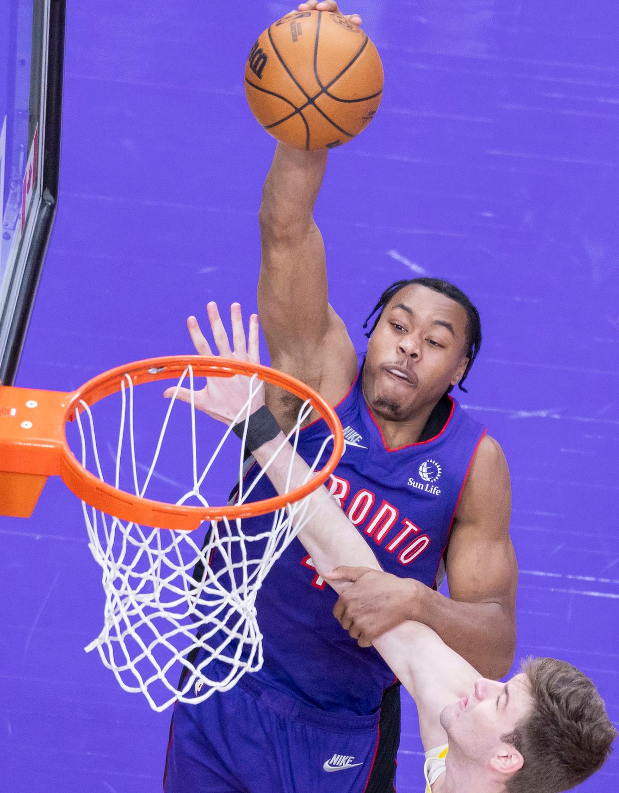 猛龙主场击败活塞，提前晋级季后赛