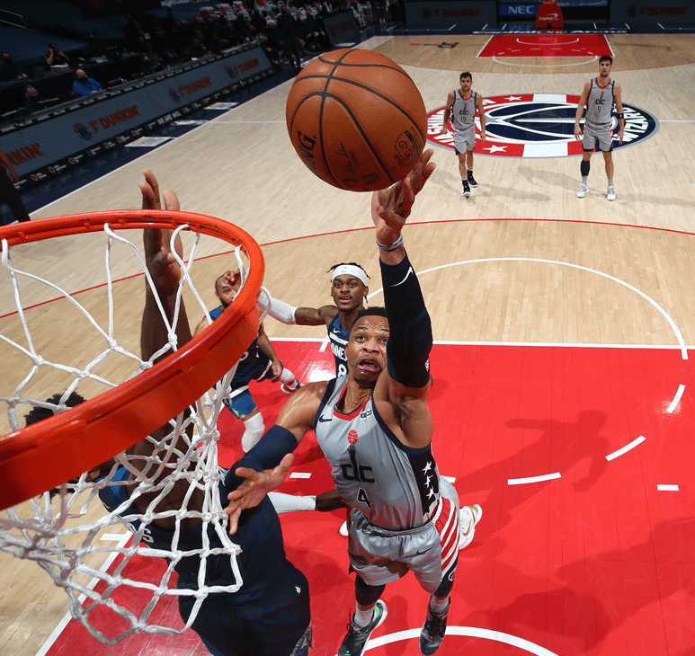 包含圣奇大胜森林狼,两人均砍下三双的词条 包含圣奇大胜森林狼,两人均砍下三双的词条