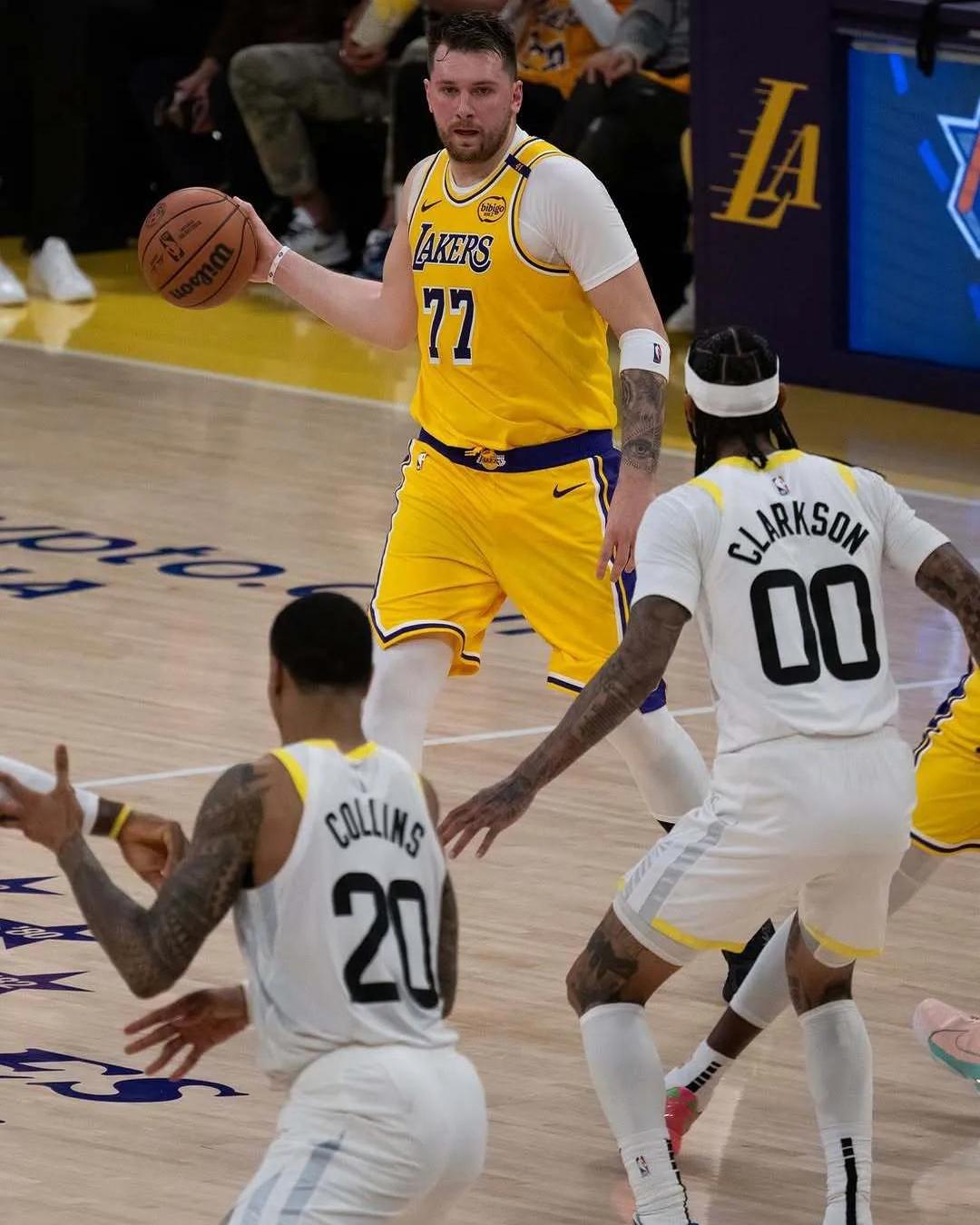 湖人连胜结束,遭遇开拓者终结 湖人连胜结束,遭遇开拓者终结